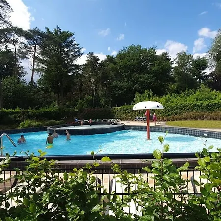 Familiehuis De Erica - 12 P Holiday home Otterlo